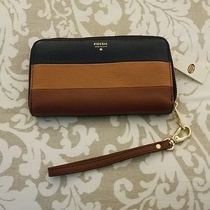 Fossil wallet
